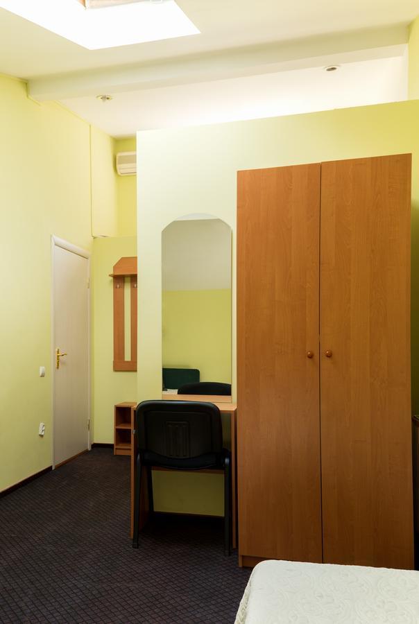 לבוב Hotel 18 מראה חיצוני תמונה