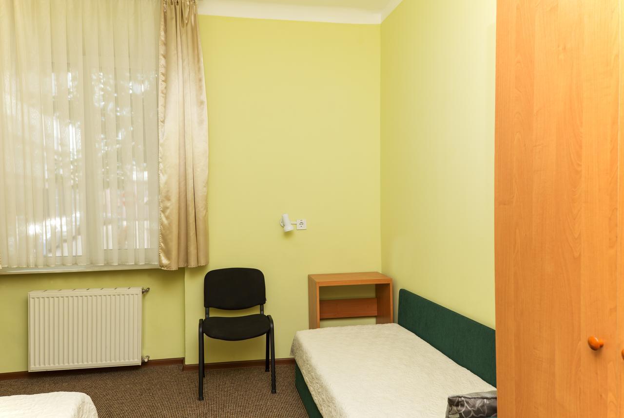 לבוב Hotel 18 מראה חיצוני תמונה