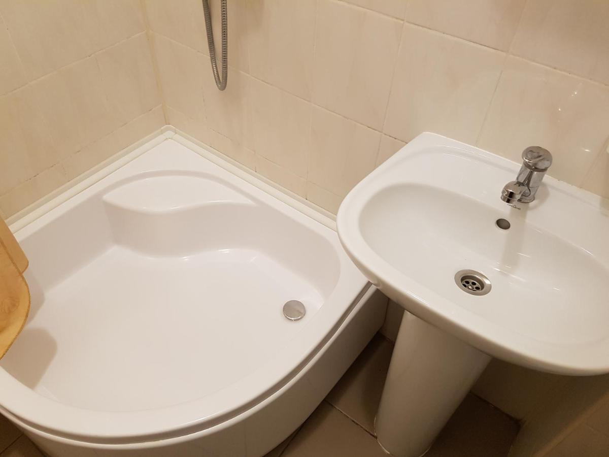 לבוב Hotel 18 מראה חיצוני תמונה