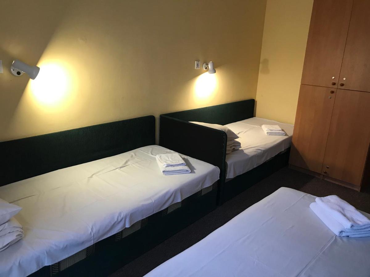 לבוב Hotel 18 מראה חיצוני תמונה